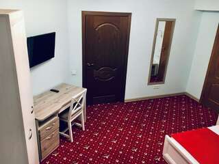 Отели типа «постель и завтрак» DAISEZ hotel Алматы Двухместный номер Делюкс с 1 кроватью-6