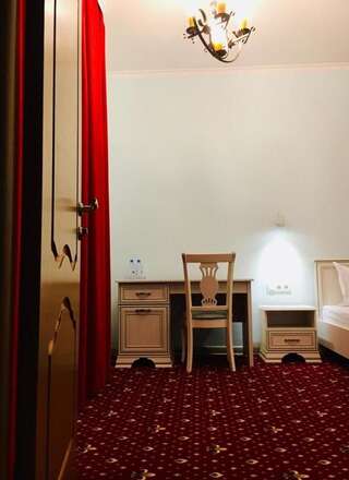 Отели типа «постель и завтрак» DAISEZ hotel Алматы Двухместный номер с 1 кроватью-7